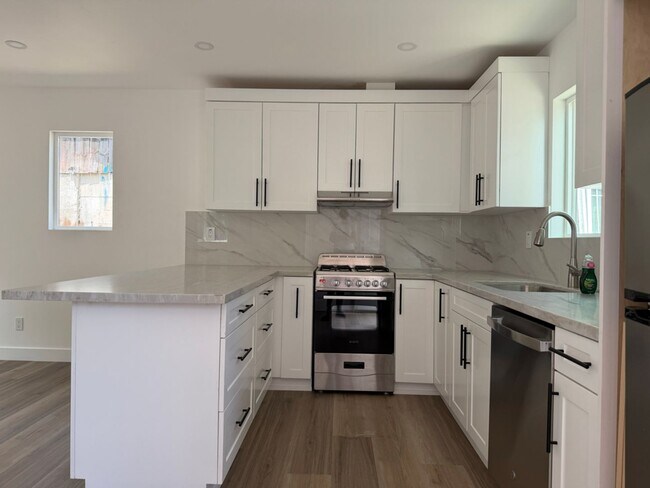 Building Photo - Brand New 1-Bedroom Unit Built in 2026 – Utilities Included