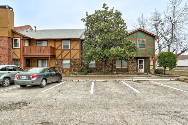 Building Photo - Spacious 2 Bedroom, 2 Bathroom in Picadill...