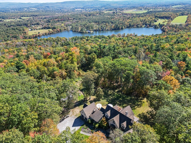 Building Photo - 36 Millard Rd