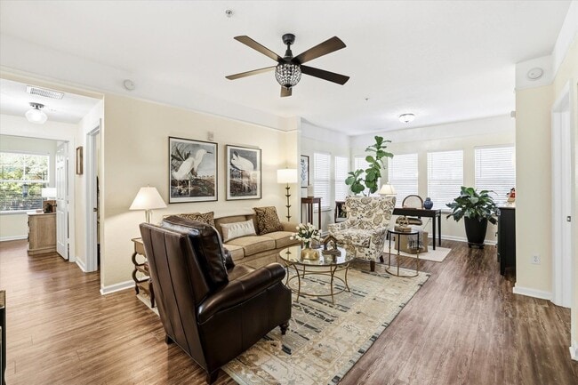 Building Photo - 2801 Chancellorsville Dr