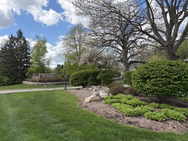 Building Photo - 4299 Pine Ridge Ct