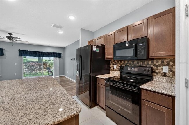 Building Photo - 3842 Hampstead Ln