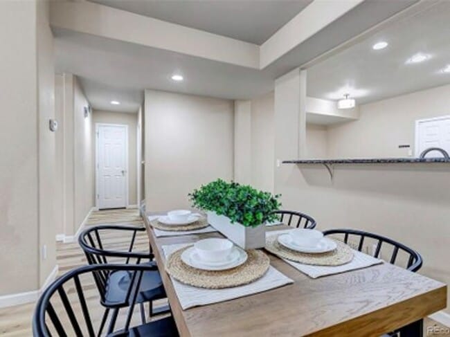 Building Photo - Well Maintained and Clean Home for Rent- Cherry Creek School District- 80015