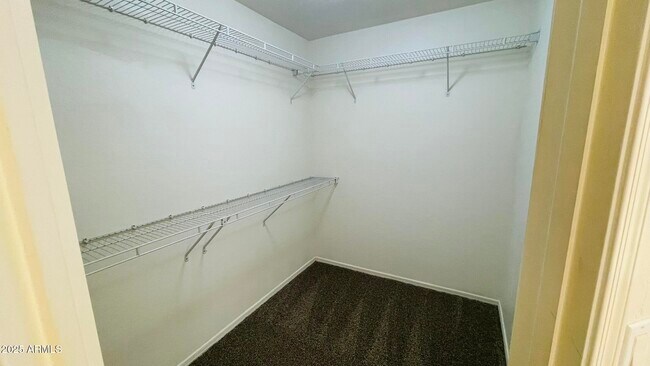 Building Photo - 44234 Askew Dr