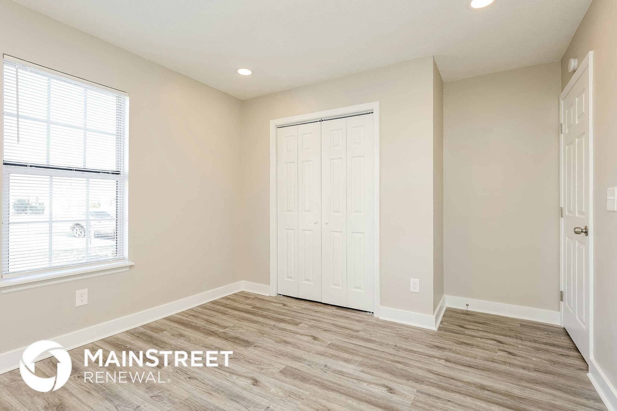 Building Photo - 2403 Planter Ct