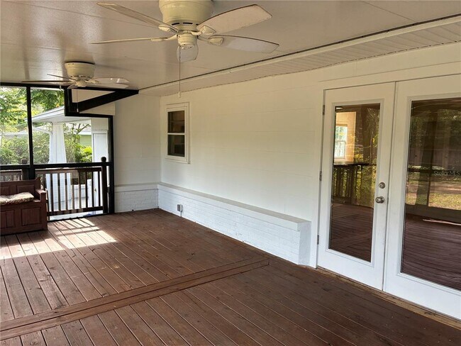 Building Photo - 37935 Coleman Ave