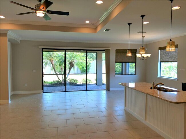 Building Photo - 654 Resolute Ln