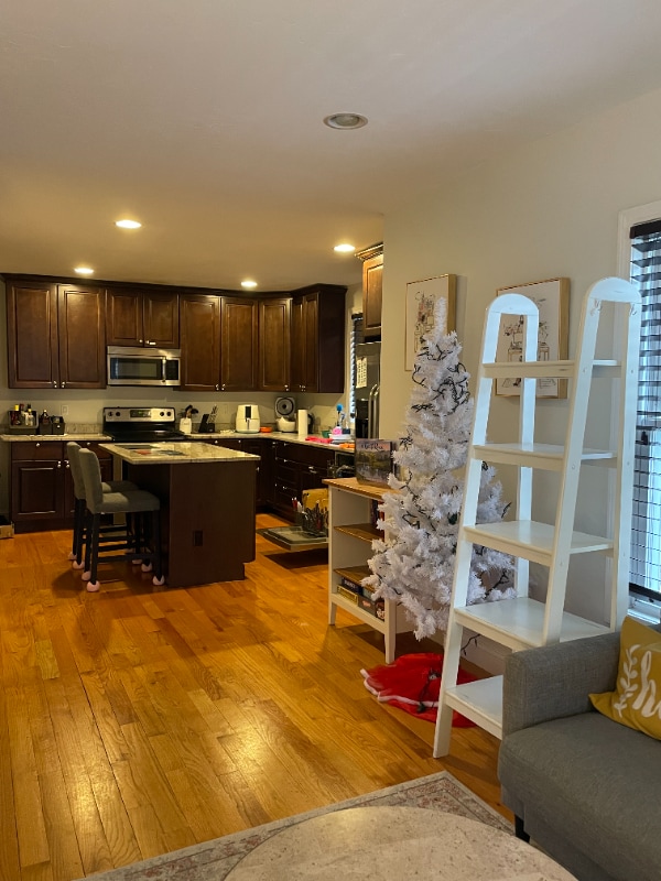 Building Photo - 196 Spring St