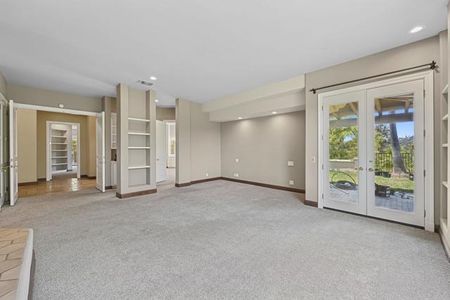 Building Photo - 431 Flores De Oro