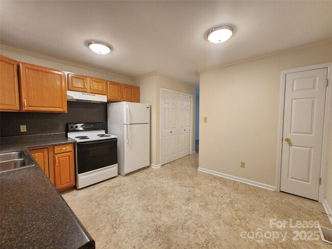 Building Photo - 1407 Browdis Ave