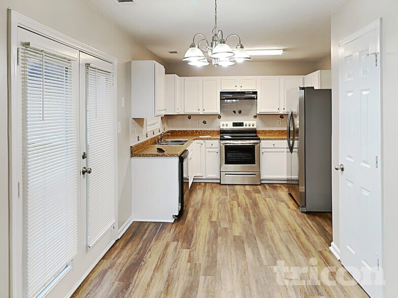 Building Photo - 6899 Mahonia Pl