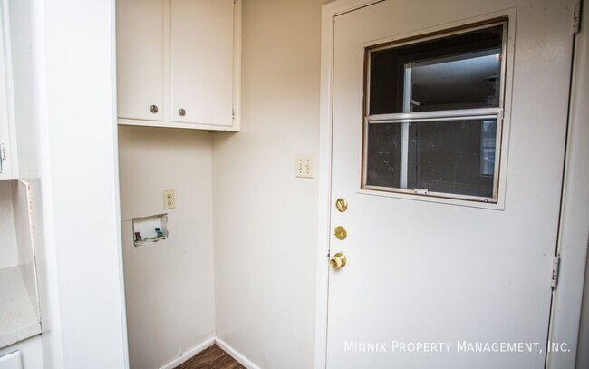 Building Photo - 4804 53rd St