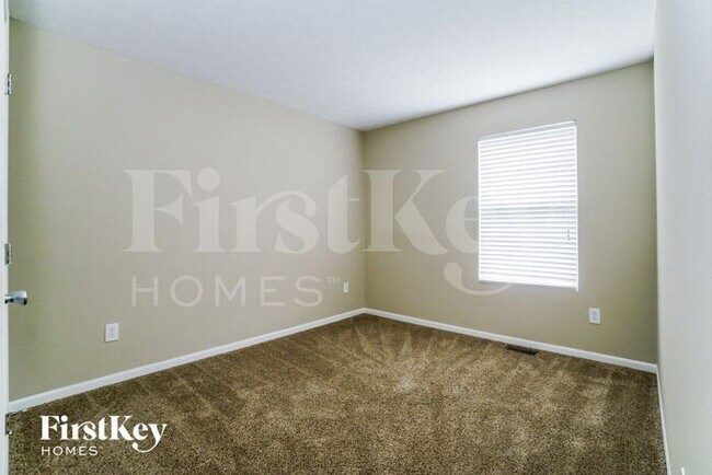 Building Photo - 3977 Summerstone Dr