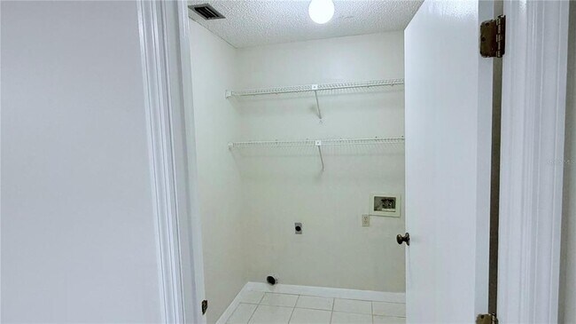 Building Photo - 11803 Classic Lake Way