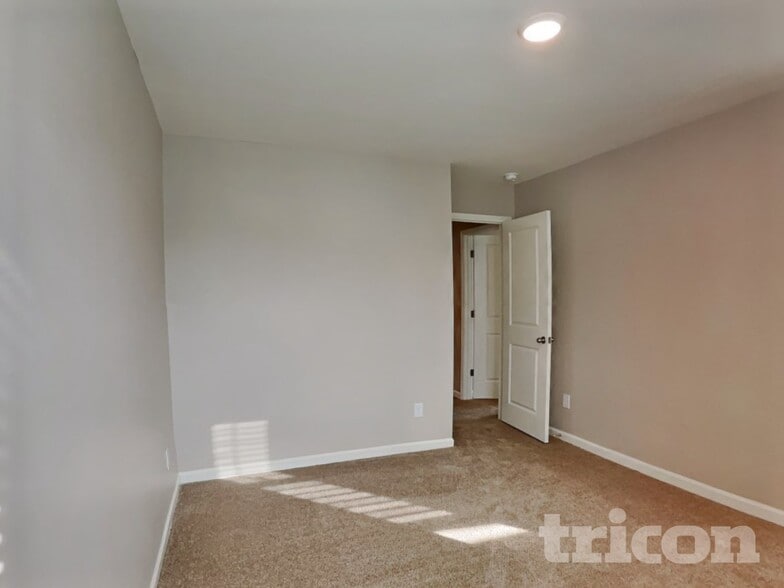 Building Photo - 44 Ashley Oaks Ct