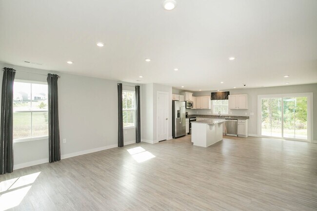 Building Photo - 711 Cottage Dr