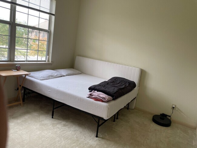 second bedroom - 8660 S Liberty Ln