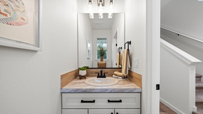 Building Photo - 3569 W 6th Pl