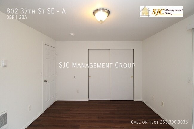 Building Photo - 802 37th St SE