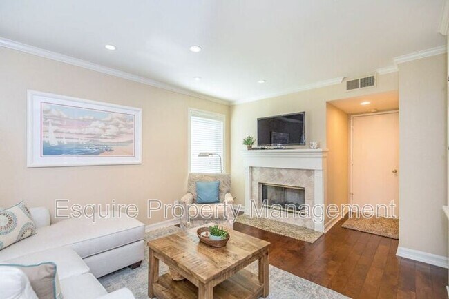 Building Photo - 5181 Via Calderon