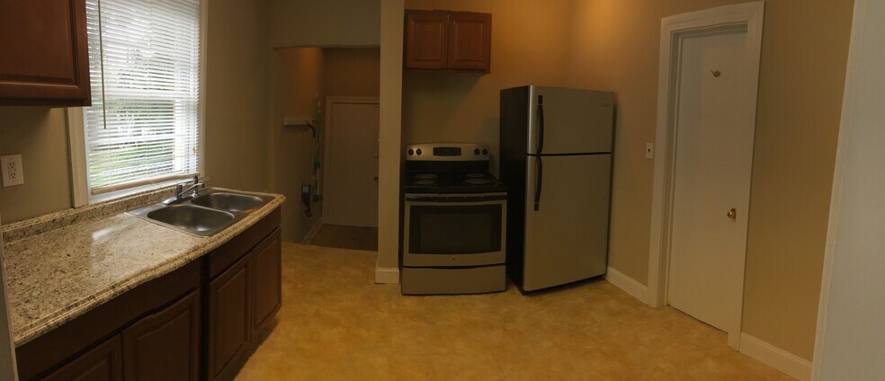 Building Photo - 1107 Richmond Rd