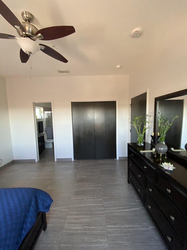 Building Photo - 502 Shiloh Dr