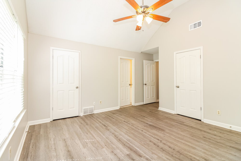 Building Photo - 8183 Walnut Valley Cove