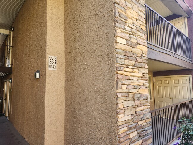 Building Photo - 5405 Indian River Dr