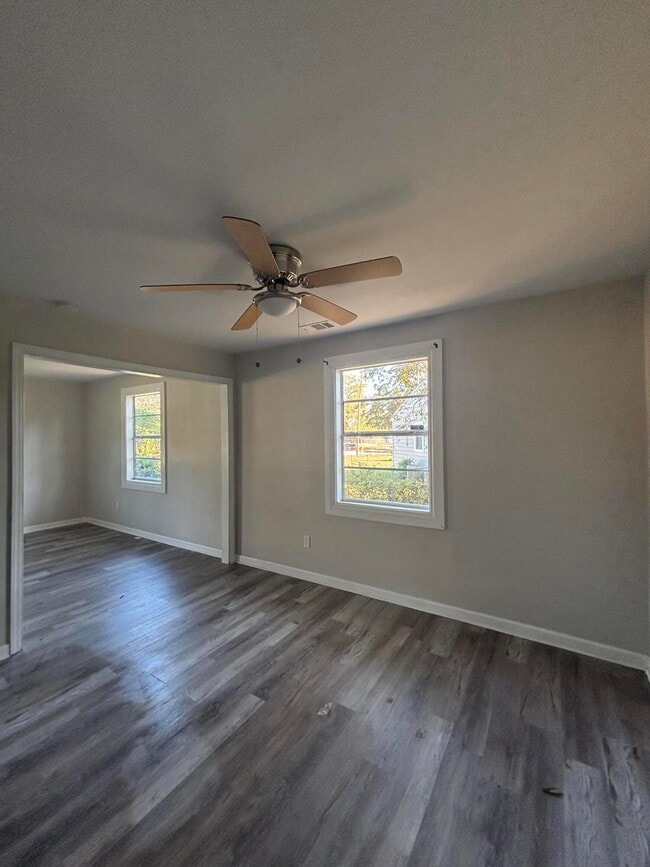 Building Photo - 2006 Scott Rd