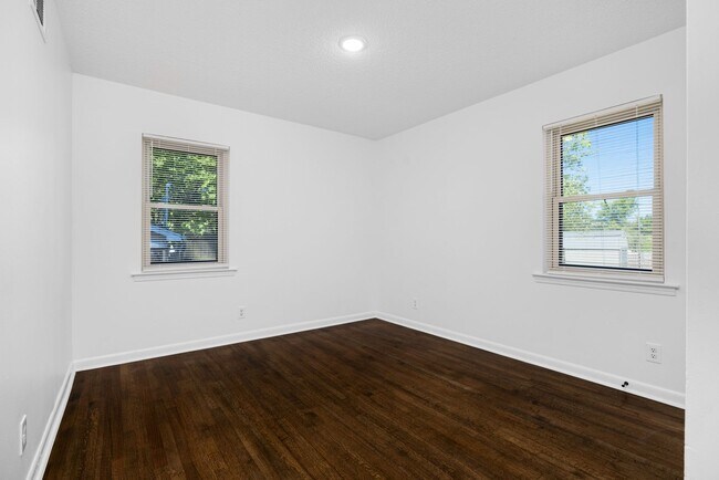 Building Photo - 3 bedroom, 2 bath recently renovated in Southaven