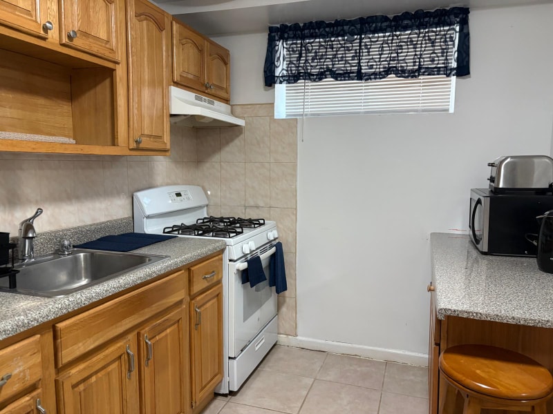 Building Photo - 119-45 190th St