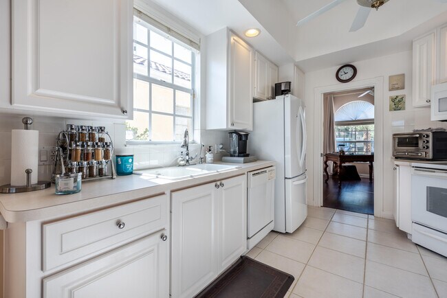 Building Photo - 8159 Nevis Pl