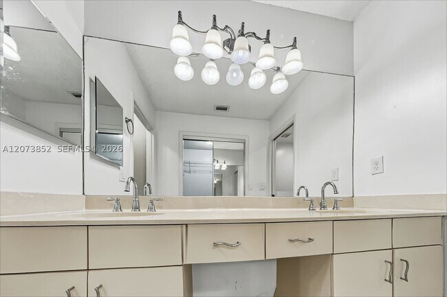 Building Photo - 11409 Coral Bay Dr