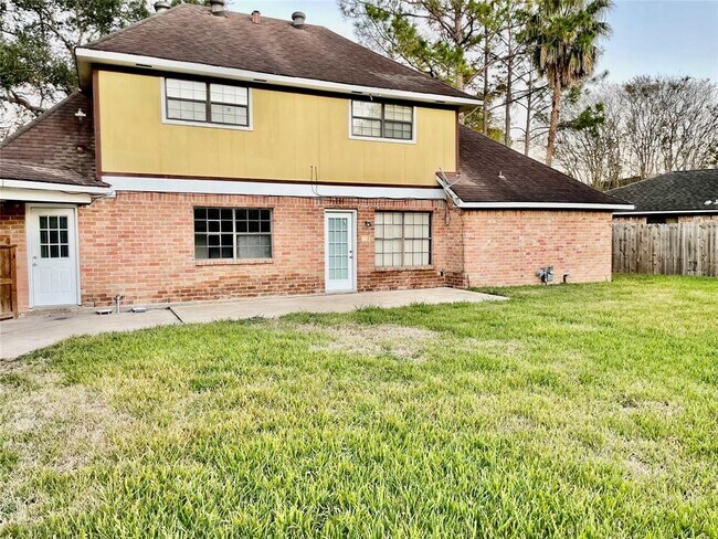Building Photo - 2339 Walnut Ridge Dr
