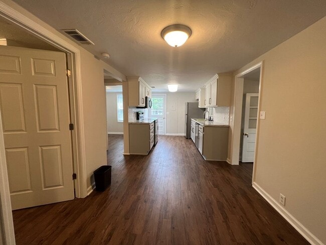 Building Photo - 3/1 Home for Rent!