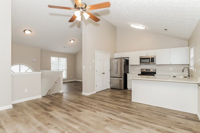 Building Photo - 4001 Imperial Ln