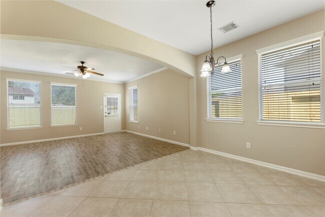 Building Photo - 11723 Cypress Creek Forest Dr