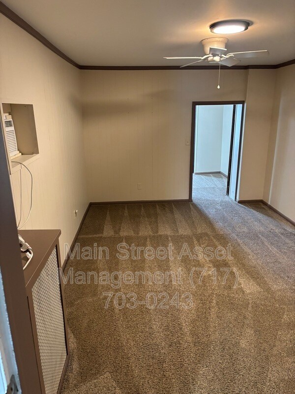 Building Photo - 831 Willow St