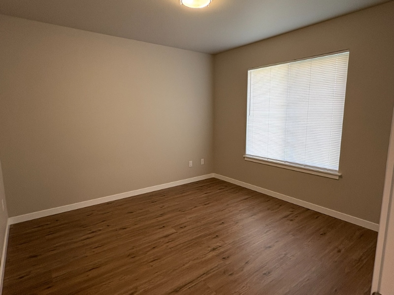 Building Photo - 3028 Pine Rd NE