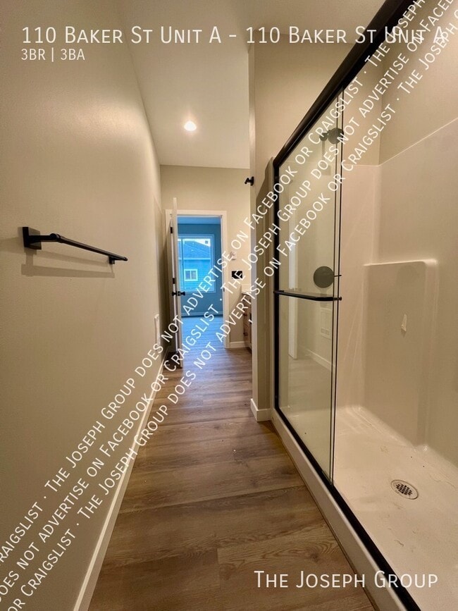 Building Photo - 110 Baker St