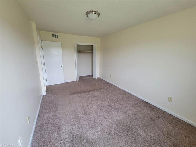 Building Photo - 3985 NC-268