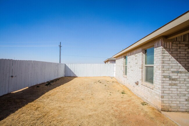 Building Photo - 4717 126th St