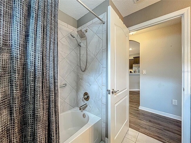 Building Photo - 27327 Roanoke Dr