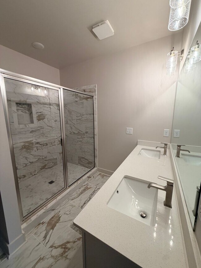 Building Photo - 4328 Fern River Bnd