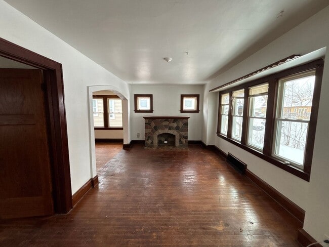 Building Photo - 4568 N 38th St