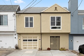 Building Photo - 1830 40th Ave