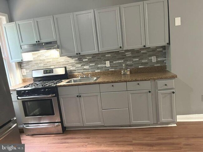 Building Photo - Two Bedroom House In Baltimore City