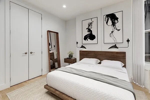 Building Photo - 321 2nd Ave