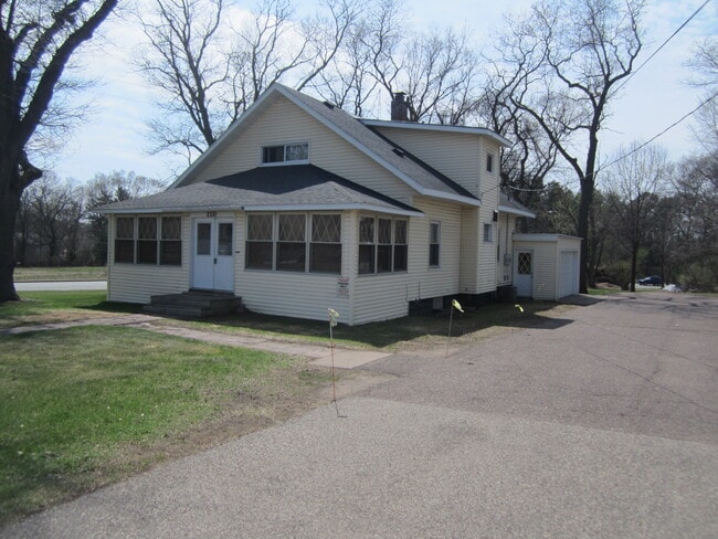 Building Photo - 2330 Starr Ave