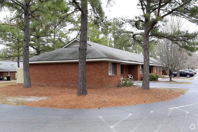 Building Photo - Phillips Winters Apartments